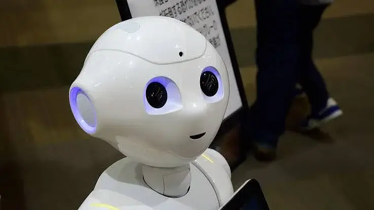 Japón quiere tener 10 millones de robots con inteligencia artificial en 2040 para "salvar" su economía